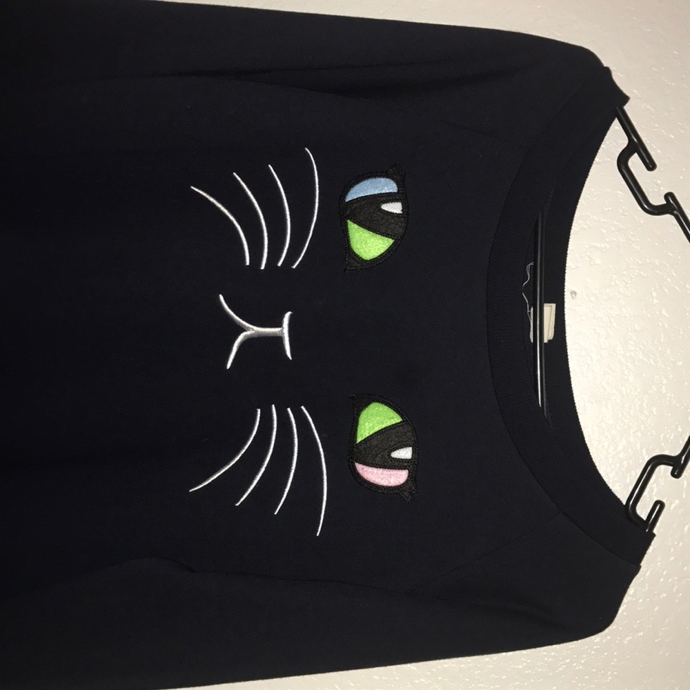 Cat sweater